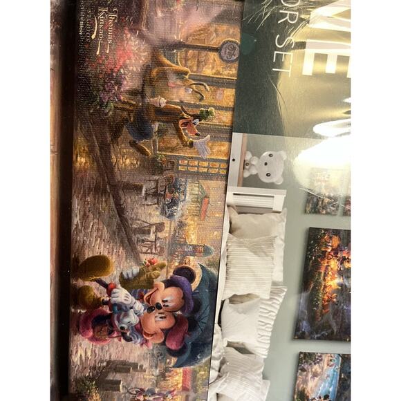 Disney Mickey and Minnie 5-in-1- Gallery Wrapped Canvas Set - Picture 5 of 6